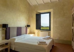 Country House /Farm House in Cavriglia with 2 bedrooms sleeps 4