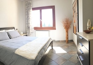Cryss Pool - beautiful apartment with lake view and swimming pool
