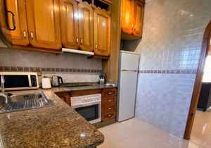 Deluxe 2 Bedroom Apartment With Large Private Balcony, Shared Pool and Free Wifi
