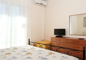Etna Taormina apartment with private kitchen, including Etna Siracusa, Catania
