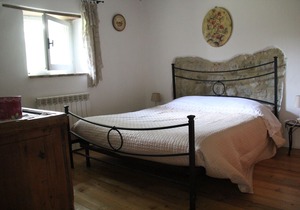 FARMHOUSE MONTESALCE-WHITE APARTMENT