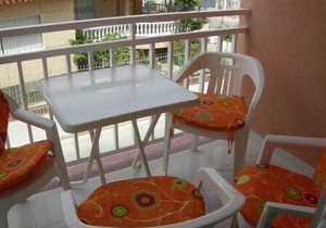 First Floor 4-6 Persons Near the Beach. Wireless