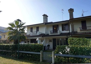 Holiday home with outdoor swimming pool and terrace