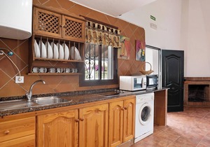 Home "Casa Miguelin 2" On the Beach with Spacious Terrace, Garden, Wi-Fi & A/C