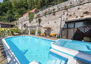 Hotel Apartment "Gardasol Superior 1 Vista Lago" with Lake View, Pool & Wi-Fi