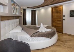 Hotel K2