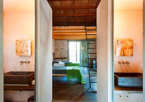 Lush Holiday Home in Ragusa with Pool & Antique Interiors