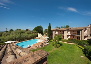 Luxurious Holiday Home in Collazzone with Swimming Pool