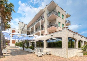 Nice apartment in Pietra Ligure with 1 Bedrooms, WiFi and Outdoor swimming pool