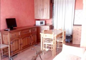 One bedroom house with city view and terrace at Lagartera