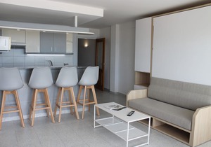 Pi Sunyer 4 1A - One Bedroom Apartment, Sleeps 4