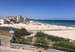 Playa Elisa Bay