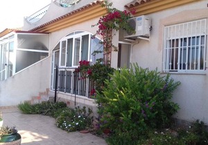 Quaint property in Playa Flamenca