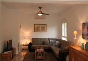 Renovated Luxury apartment five min walk from the beach of LO PAGAN