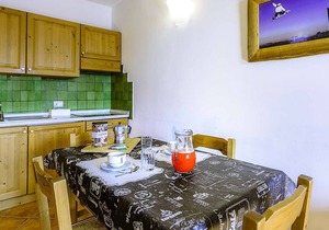 Residence Stalle Lunghe - One Bedroom ski on foot
