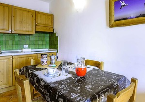Residence Stalle Lunghe - One Bedroom ski on foot