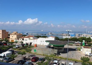 ROC MAR 3 3B - Apartamento cerca del centro y de la playa - terraza con vistas al mar y al puerto