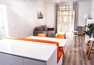Suitable. Gran Via | 2A | 4 pax.