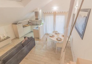 The Sweet Square Flat