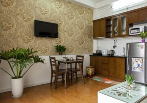 Truc Bach Lake Side Apartment/Ba Dinh Hanoi