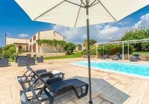 Villa Palazzola: Large Private Pool, Sea Views, A/C, WiFi