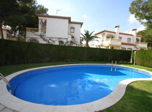 Arenda Pino Alto Holiday Rioja | Miami Platja