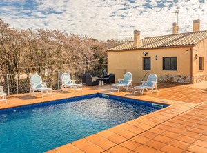 Accommodation Maçanet De Selva | Mont Barbat