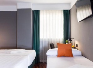Hotel Malcom Barret | Na Rovella
