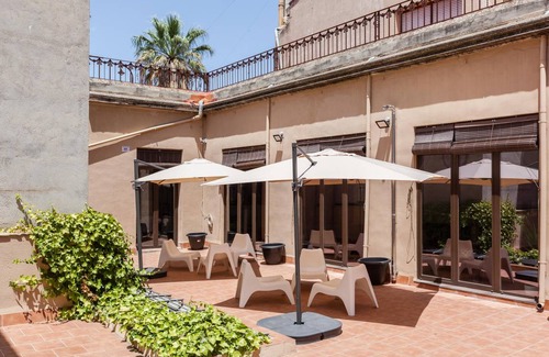 Vilafranca del Penedes Apartment | 100 m² Apartment ∙ 2 bedrooms ∙ 4 guests