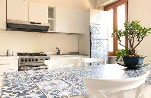 Porto Ceresio Apartment | 100 m² Apartment ∙ 3 bedrooms ∙ 8 guests