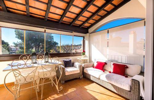 Bonmont Terres Noves Apartment | 100 m² Apartment ∙ 2 bedrooms ∙ 4 guests