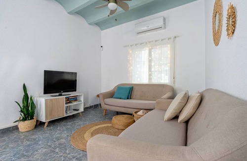 L'Aldea House | 100 m² House ∙ 3 bedrooms ∙ 8 guests