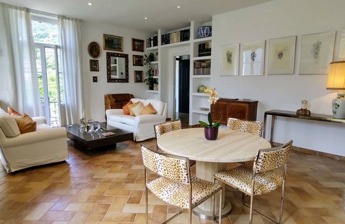 Azzano Villa | 100 m² Villa ∙ 1 bedroom ∙ 5 guests