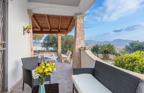 Cugnana Verde Villa | 100 m² Villa ∙ 4 bedrooms ∙ 8 guests