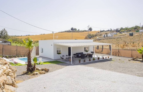 Campanillas House | 102 m² House ∙ 2 bedrooms ∙ 6 guests