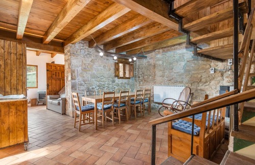 Els Omells De Na Gaia House | 103 m² House ∙ 4 bedrooms ∙ 10 guests