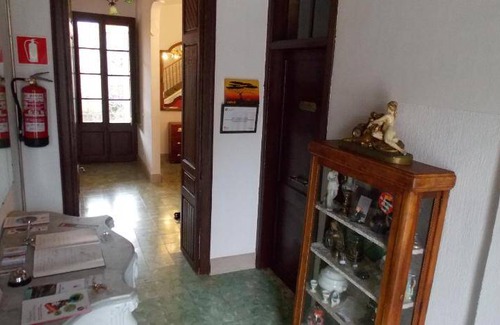 Sant Llorenc Savall Bed & Breakfast | 11 m² Bed and breakfast ∙ 3 guests