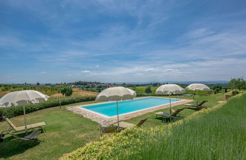 Castelnuovo Berardenga Villa | 110 m² Villa ∙ 2 bedrooms ∙ 6 guests