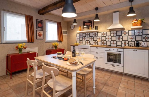 Cressa Apartment | 110 m² Apartment ∙ 1 bedroom ∙ 4 guests