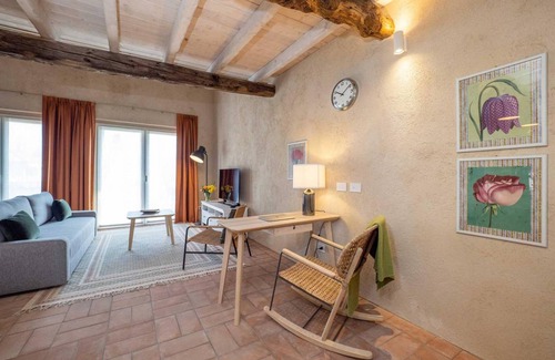 Cressa Apartment | 110 m² Apartment ∙ 1 bedroom ∙ 5 guests