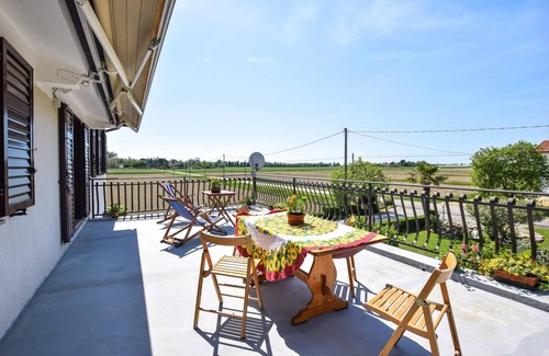 Grado Apartment | 110 m² Apartment ∙ 2 bedrooms ∙ 6 guests