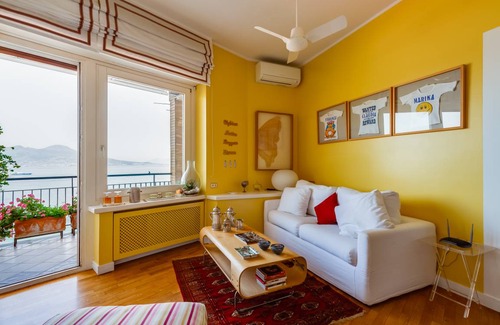 Posillipo Apartment | 110 m² Apartment ∙ 2 bedrooms ∙ 6 guests