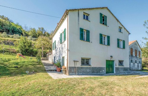 Varese Ligure House | 110 m² House ∙ 3 bedrooms ∙ 6 guests