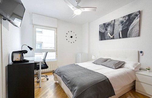 Alcala de Henares Resort | 110 m² Private room ∙ 1 bedroom ∙ 1 guest