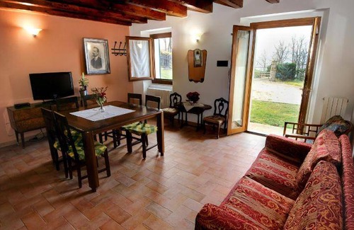 Loiano House | 112 m² Farmhouse ∙ 2 bedrooms ∙ 10 guests