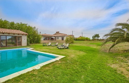 Pals House | 115 m² House ∙ 3 bedrooms ∙ 7 guests