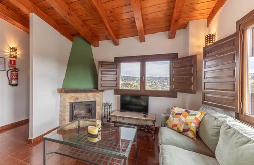 Fresnedillas de la Oliva Apartment | 120 m² Apartment ∙ 3 bedrooms ∙ 6 guests