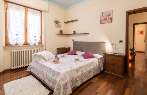 Monte San Savino Apartment | 120 m² Apartment ∙ 3 bedrooms ∙ 8 guests