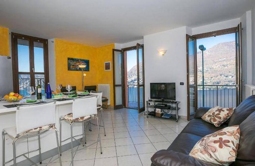 Blevio Apartment | 120 m² Apartment ∙ 2 bedrooms ∙ 4 guests