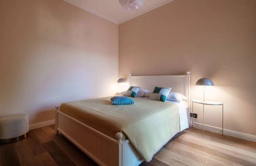 Como Apartment | 120 m² Apartment ∙ 3 bedrooms ∙ 5 guests